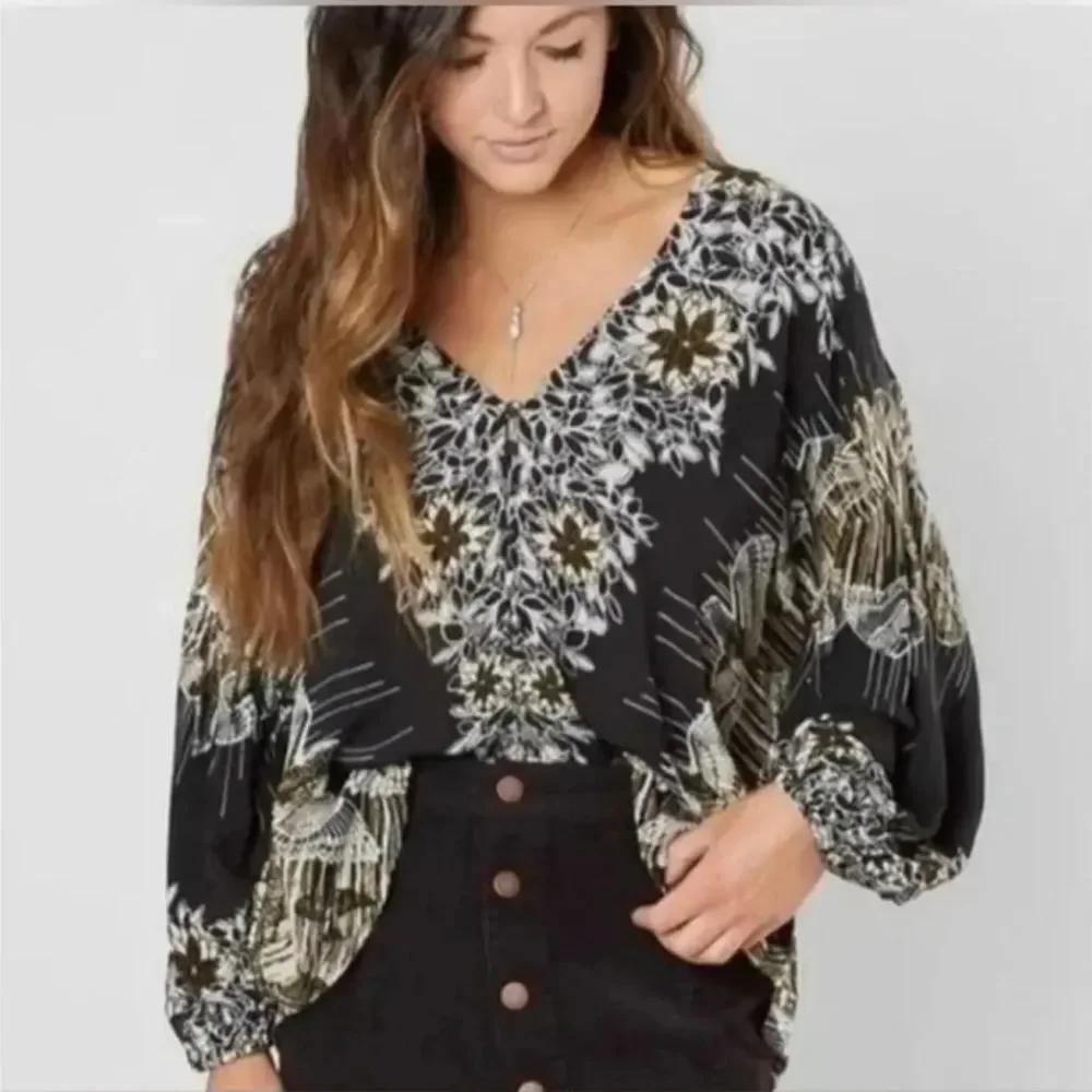 FREE PEOPLE -1816 Birds of a Feather Balloon Sleeve Printed Blouse Black Tan XS